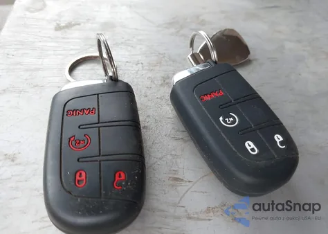 2016 Jeep Renegade Limited from USA, damaged, VIN ZACCJBDT5GPD14631